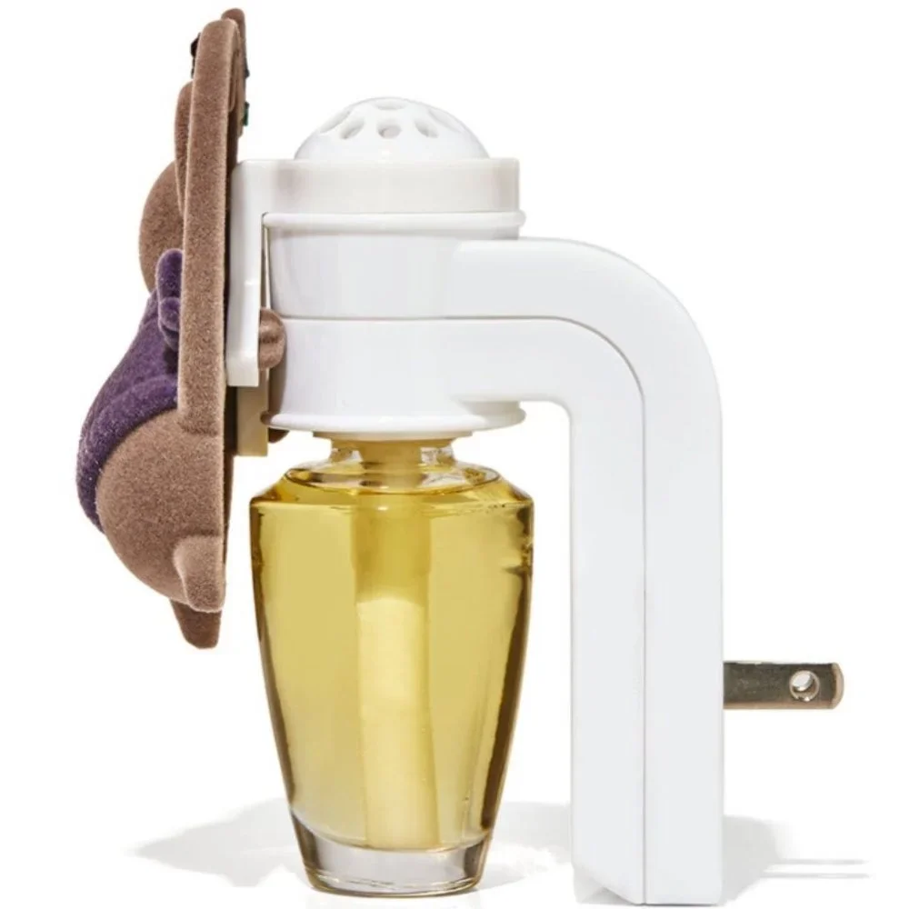 Bath & Body Works Mistletoe Mouse Wallflowers Fragrance Plug-In